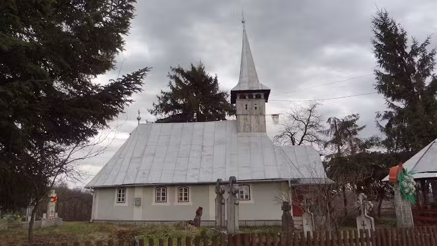 DEALUL CORBULUI &ndash; Biserica de lemn cu hramul &bdquo;Duminica Tuturor Sfinților&rdquo;