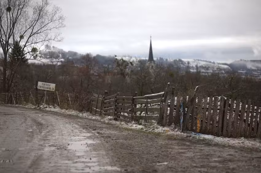 Firtosv&aacute;raljai unit&aacute;rius templom