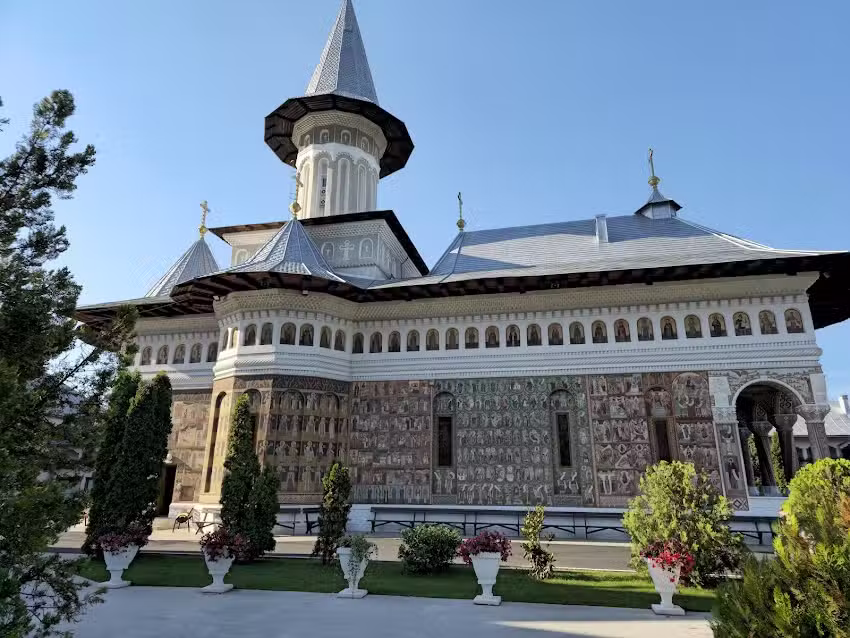 Mănăstirea Sf&acirc;nta Cruce