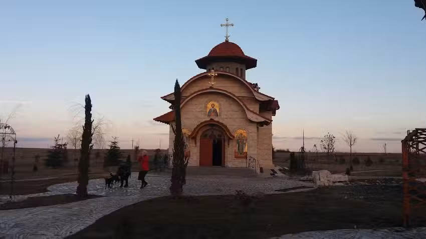 Mănăstirea Sfinților Rom&acirc;ni