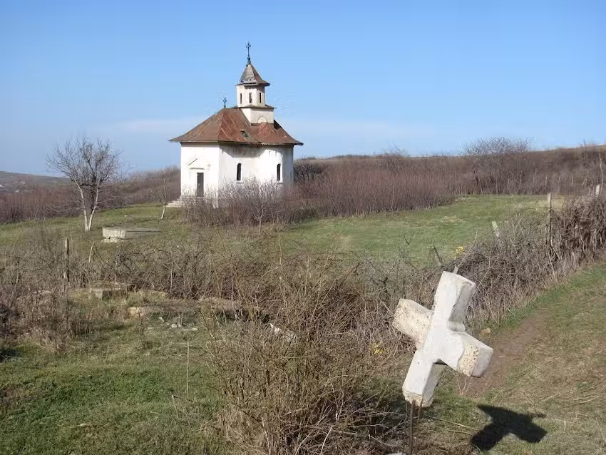 Manastirea Vovidenia, Huși