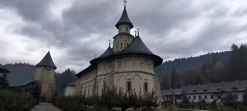 Mormantul Sf. Voievod Stefan cel Mare