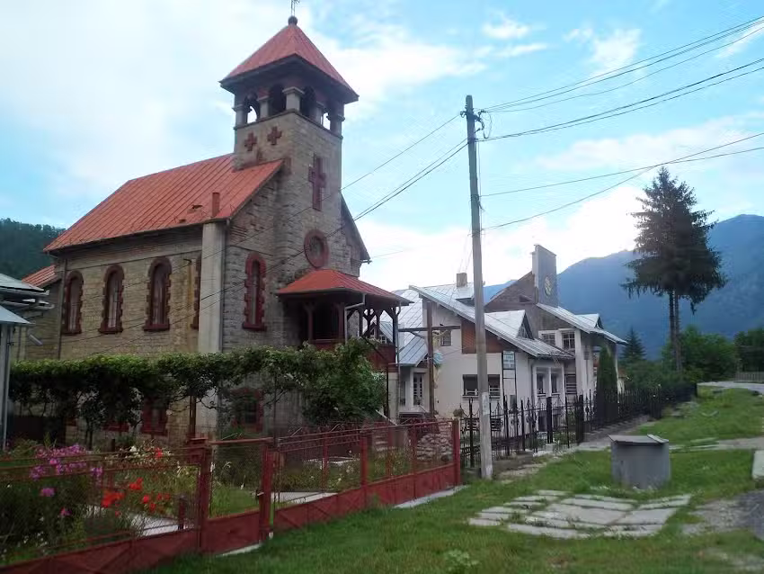 Parohia Romano &ndash; Catolică Biserica Sf&acirc;ntul Anton &ndash; Brezoi