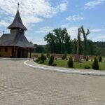 Parohia Sf&acirc;nta Treime &ndash; Cimitir Valea Ad&acirc;ncă