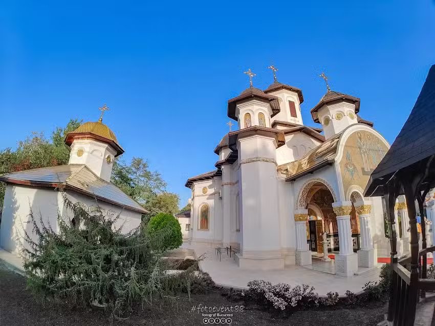 Parohia Sfintii Trei Ierarhi