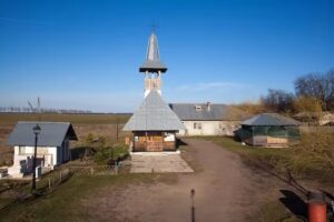 Schitul „Acoperământul Maicii Domnului”