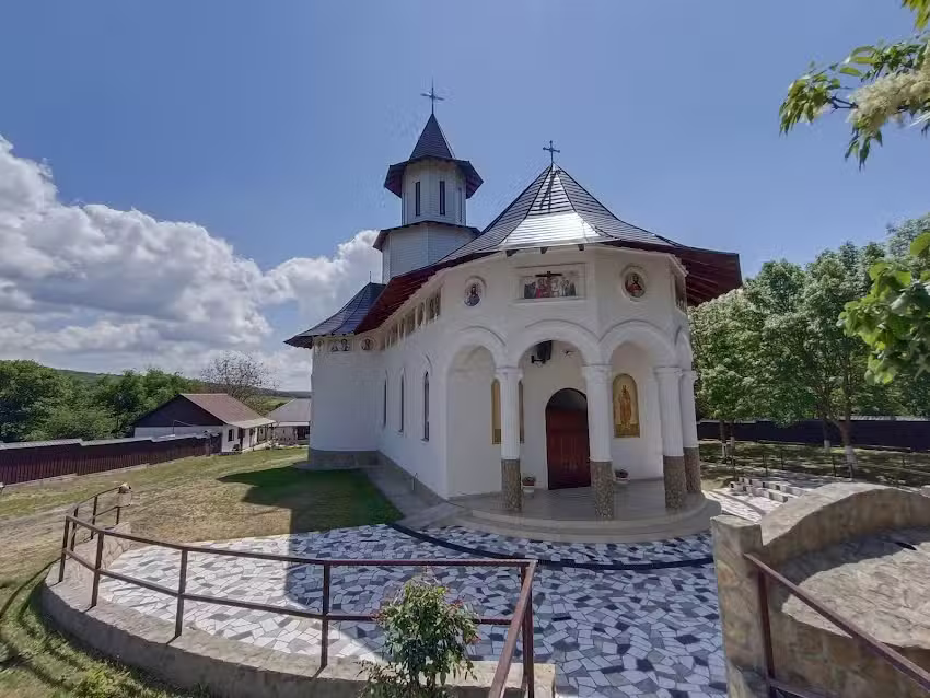 Schitul Topolog &Icirc;nălțarea Sfintei Cruci